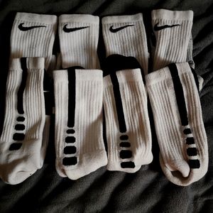 Nike elite socks lot 21-010